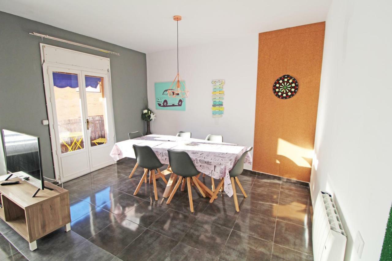 Centrico Y Espacioso Piso En Barrio Tranquilo Alicante Bagian luar foto
